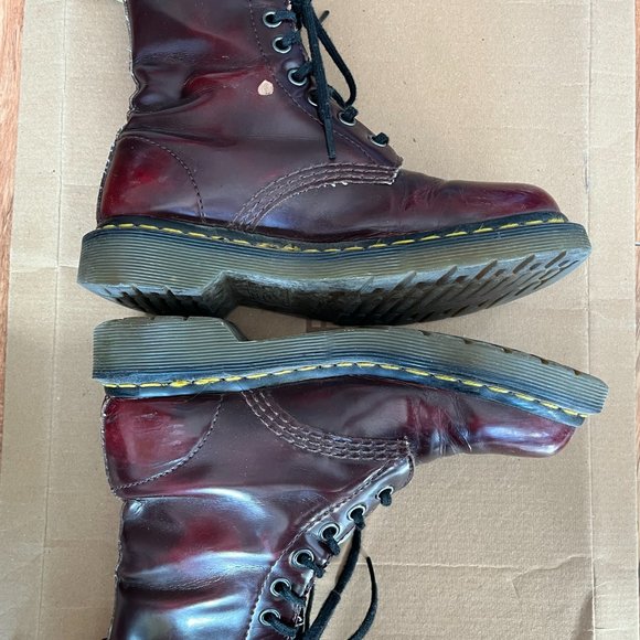 Dr. Martens Vegan 1460 8-Eye Cherry Red Oxford Rub Off Boots - Women's US5 - Picture 8 of 9